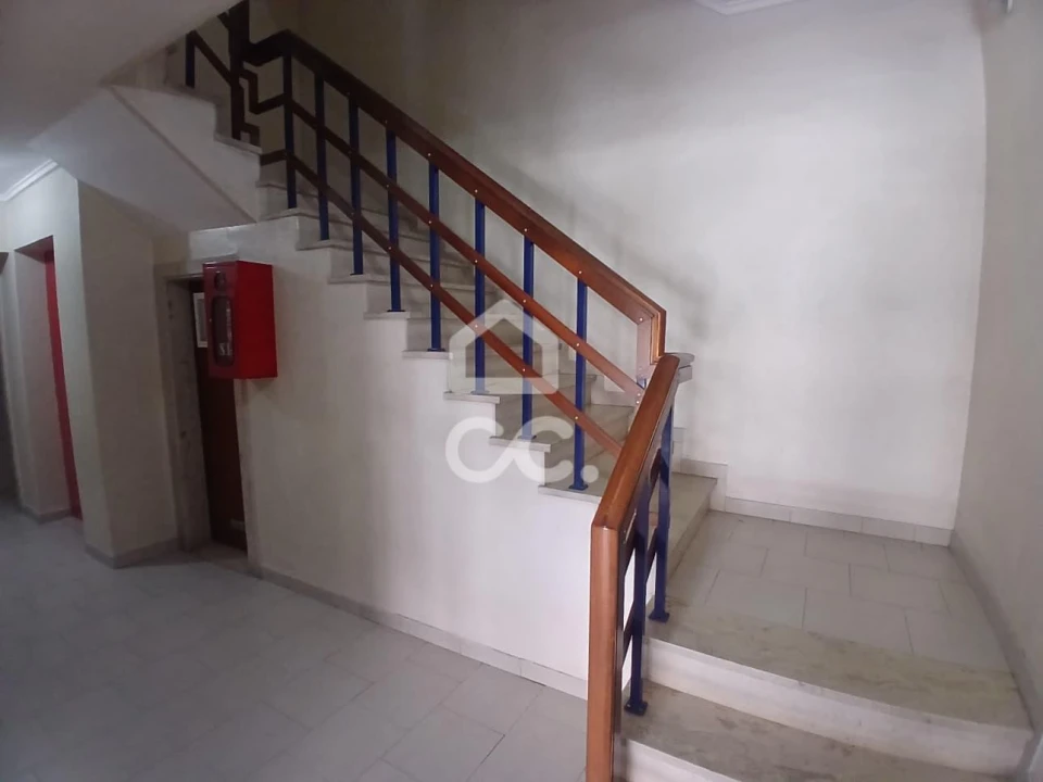 Apartamento T2 para Venda em Amora Foto 5