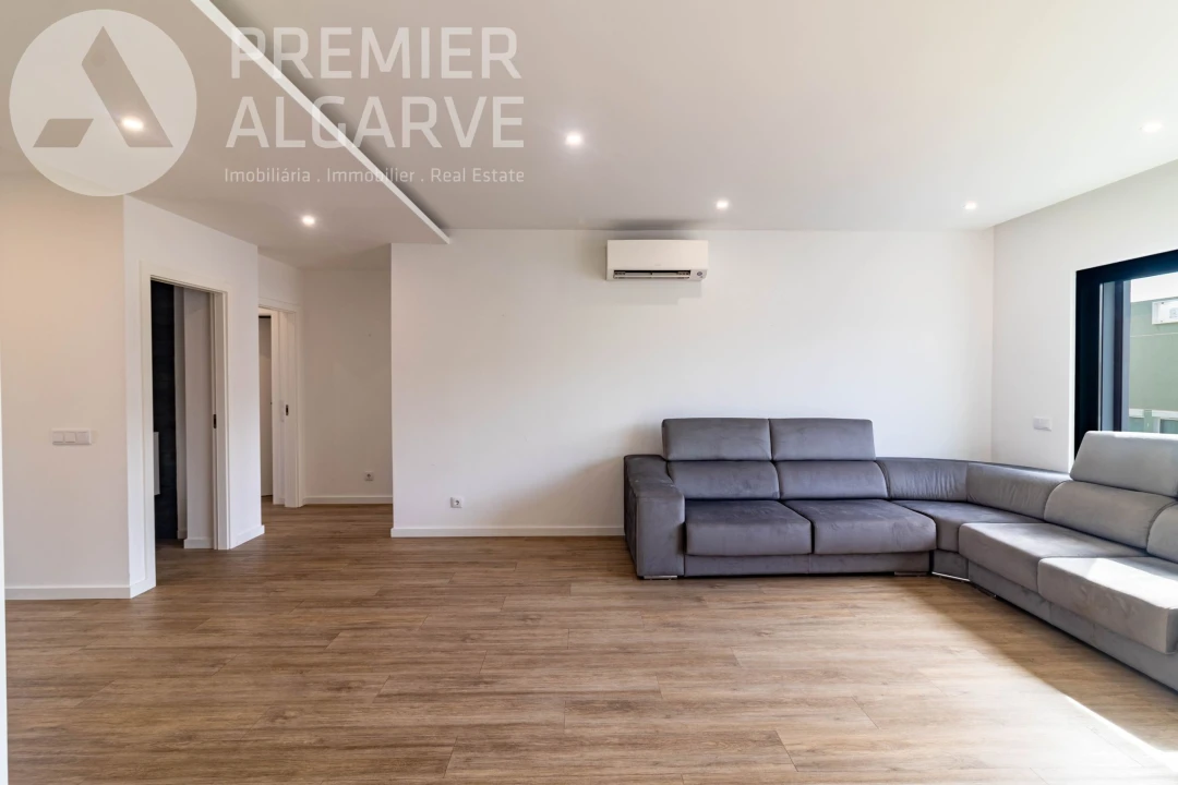 Apartamento T2 para Venda em Almancil Foto 6