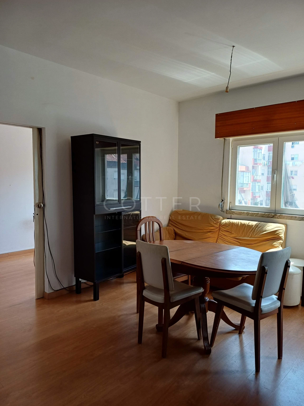 Apartamento T2 para Venda em Águas Livres Foto 1