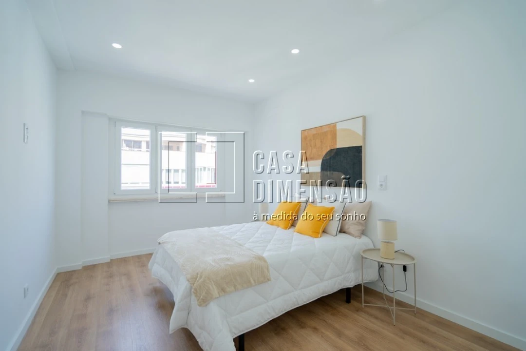 Apartamento T3 para Venda em Benfica Foto 14