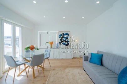 Apartamento T3 para Venda em Benfica