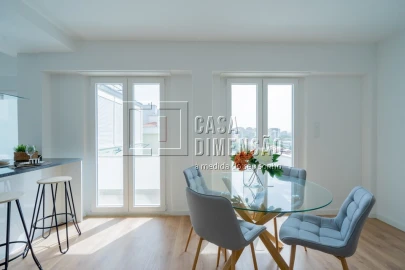 Apartamento T3 para Venda em Benfica