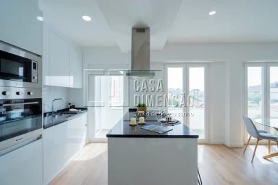 Apartamento T3 para Venda em Benfica