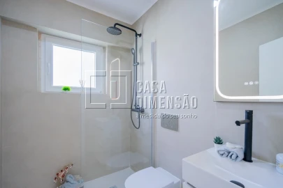 Apartamento T3 para Venda em Benfica