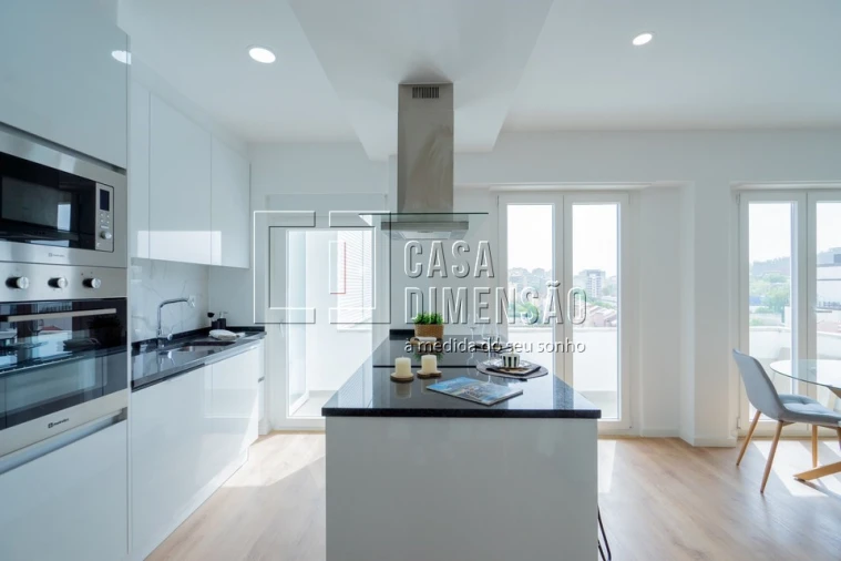 Apartamento T3 para Venda em Benfica Foto 10