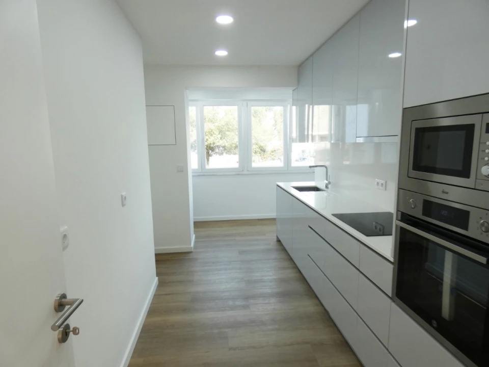 Apartamento T4 para Venda em Olivais Foto 1