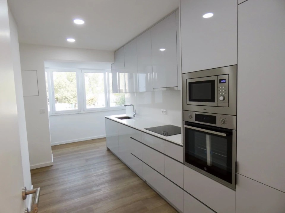Apartamento T4 para Venda em Olivais Foto 6