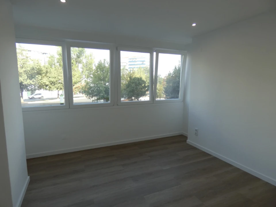 Apartamento T4 para Venda em Olivais Foto 29