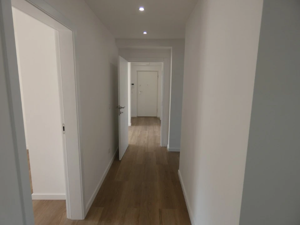 Apartamento T4 para Venda em Olivais Foto 38