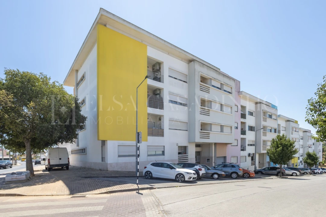 Apartamento T1 para Arrendamento em Seixal, Arrentela e Aldeia de Paio Pires Foto 1