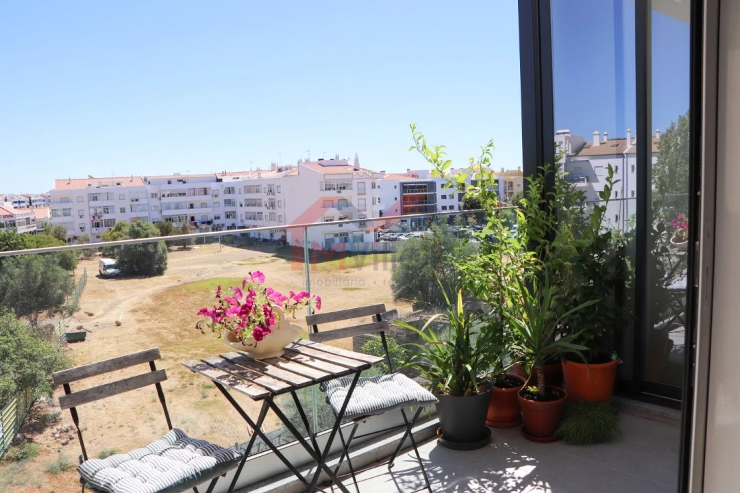 Apartamento T3 para Venda em São Brás de Alportel Foto 1