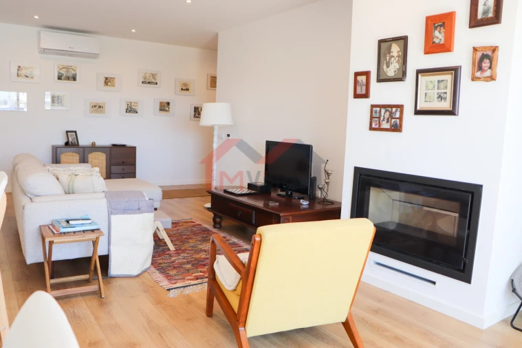Apartamento T3 para Venda em São Brás de Alportel Foto 4