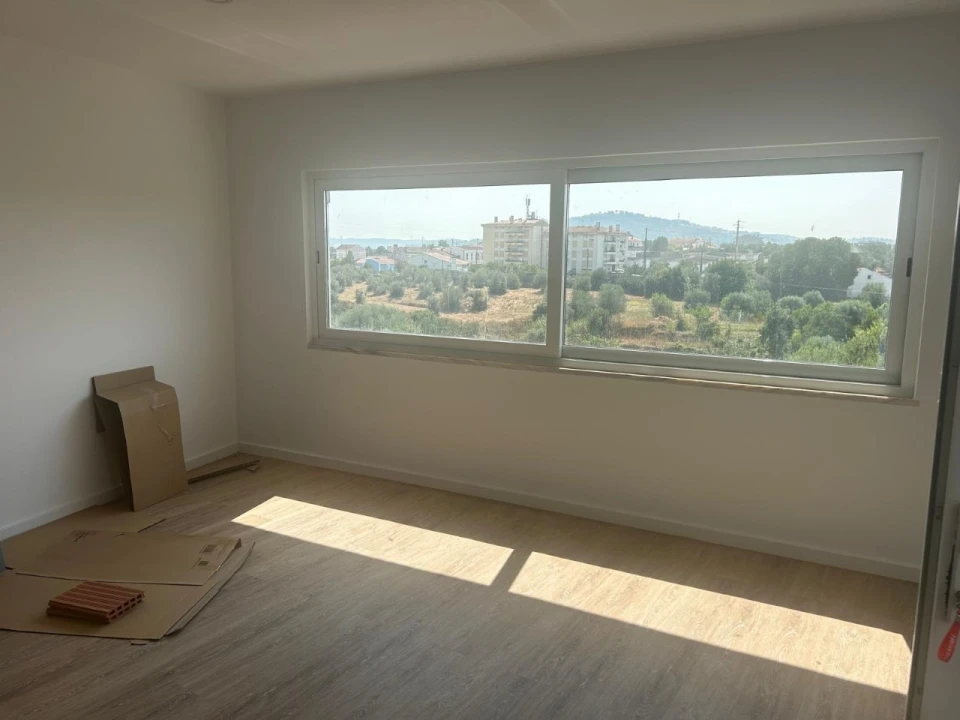 Moradia T2 para Venda em Abrantes (São Vicente e São João) e Alferrarede Foto 4