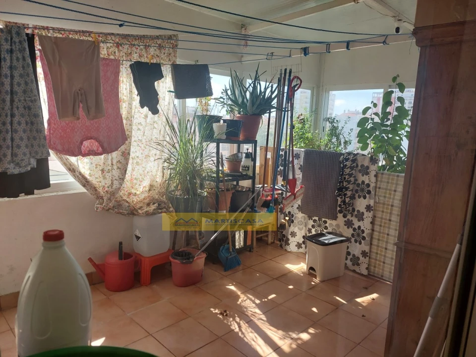 Apartamento para Venda em Algueirão-Mem Martins Foto 2