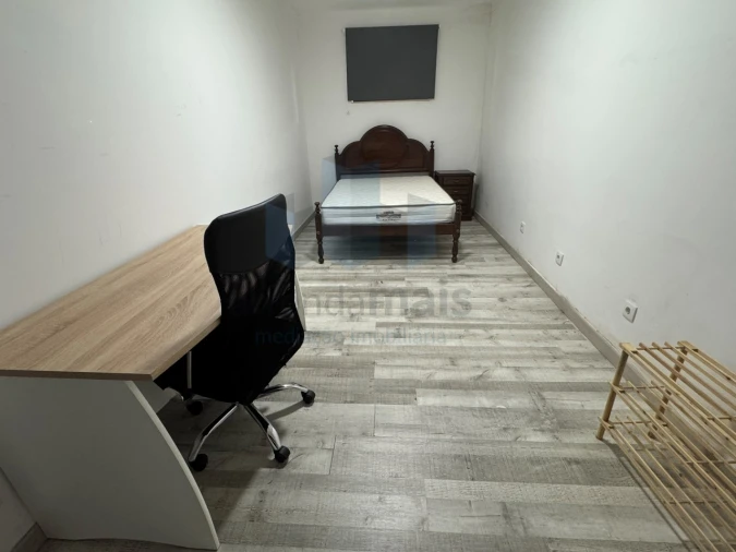 Apartamento T3 para Venda em Santo Antonio dos Olivais Foto 9