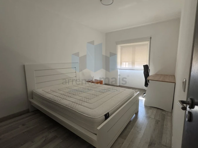 Apartamento T3 para Venda em Santo Antonio dos Olivais Foto 13