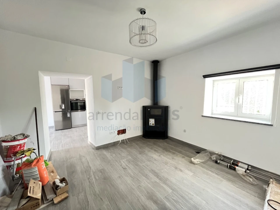 Moradia T2 para Arrendamento em Ega Foto 5