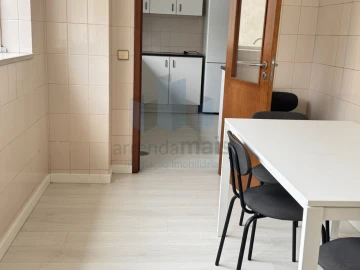 Apartamento T3 para Venda em Santo Antonio dos Olivais