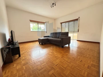 Apartamento T3 para Venda em Santo Antonio dos Olivais