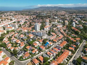 Moradia T7 para Venda em Cascais e Estoril