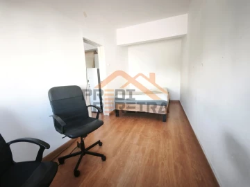 Apartamento T1 para Venda em Águas Livres