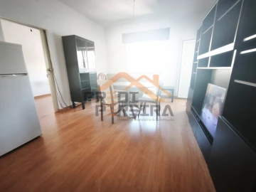 Apartamento T1 para Venda em Águas Livres