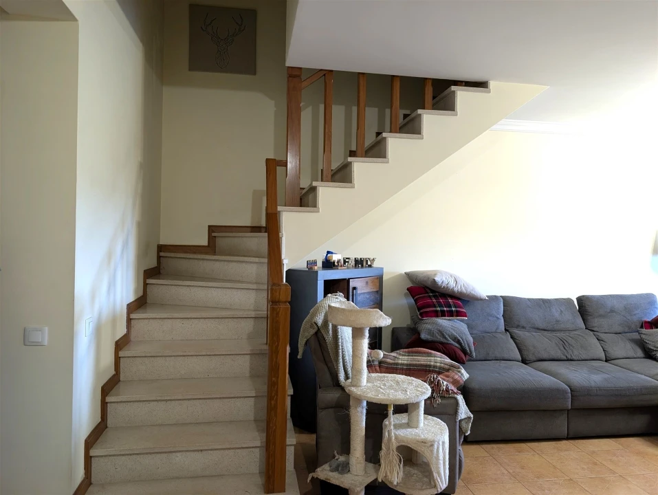 Apartamento T0 para Venda em Oiã Foto 3