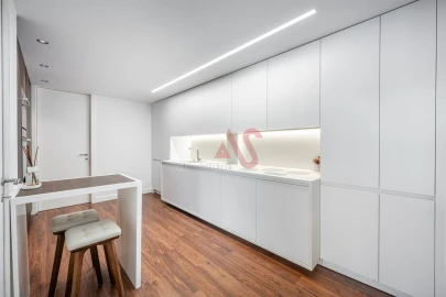 Apartamento T3 para Venda em Braga (Maximinos, Sé e Cividade)