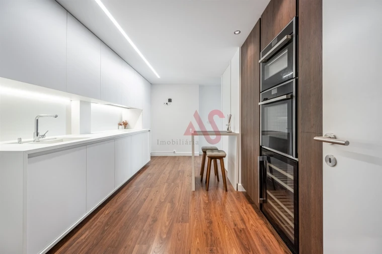 Apartamento T3 para Venda em Braga (Maximinos, Sé e Cividade) Foto 7