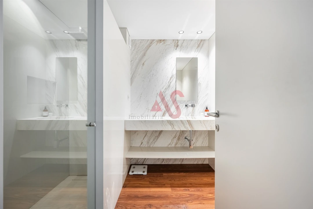 Apartamento T3 para Venda em Braga (Maximinos, Sé e Cividade) Foto 27