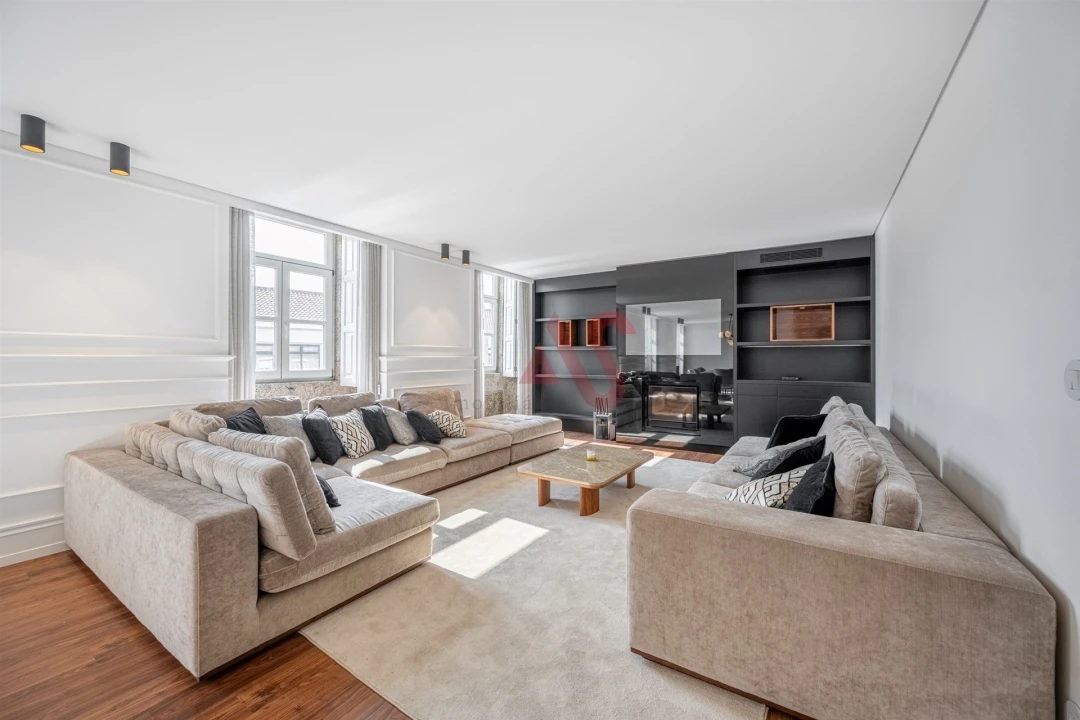Apartamento T3 para Venda em Braga (Maximinos, Sé e Cividade) Foto 1