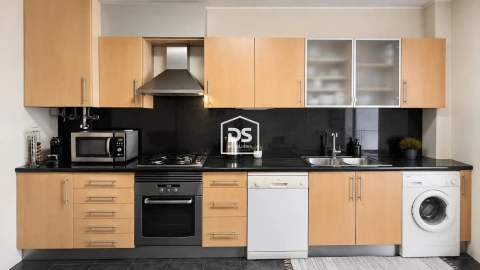 Apartamento T2 para Venda em Parceiros e Azoia