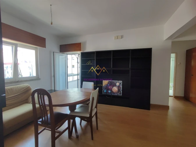 Apartamento T2 para Venda em Águas Livres Foto 3
