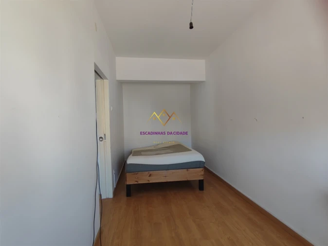 Apartamento T2 para Venda em Águas Livres Foto 13