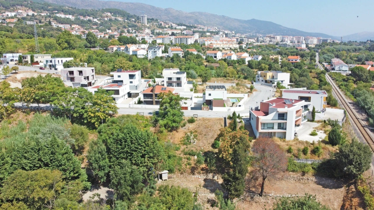 Terreno para Venda em Covilhã e Canhoso Foto 1