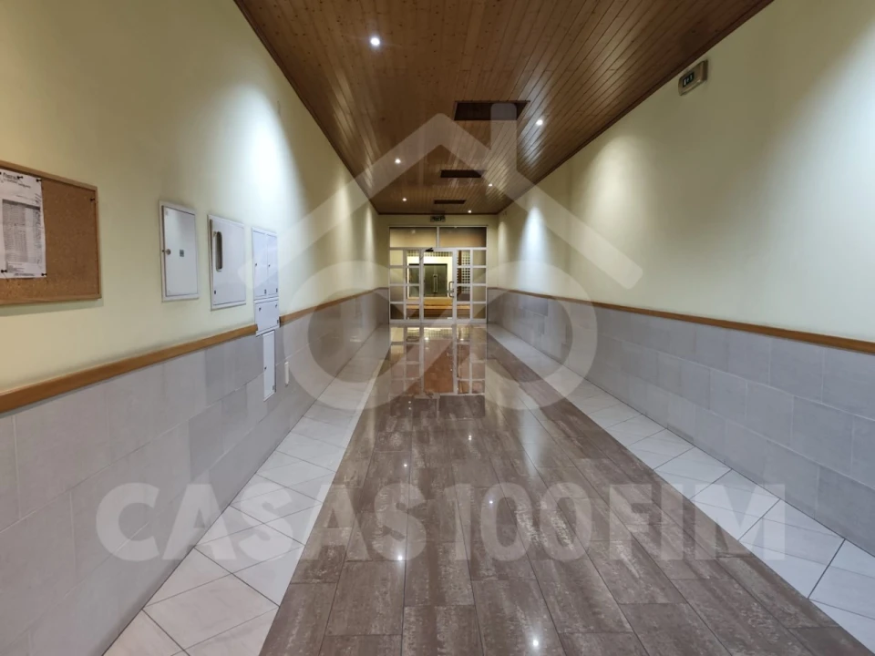 Apartamento T3 para Venda em Marinha Grande Foto 2