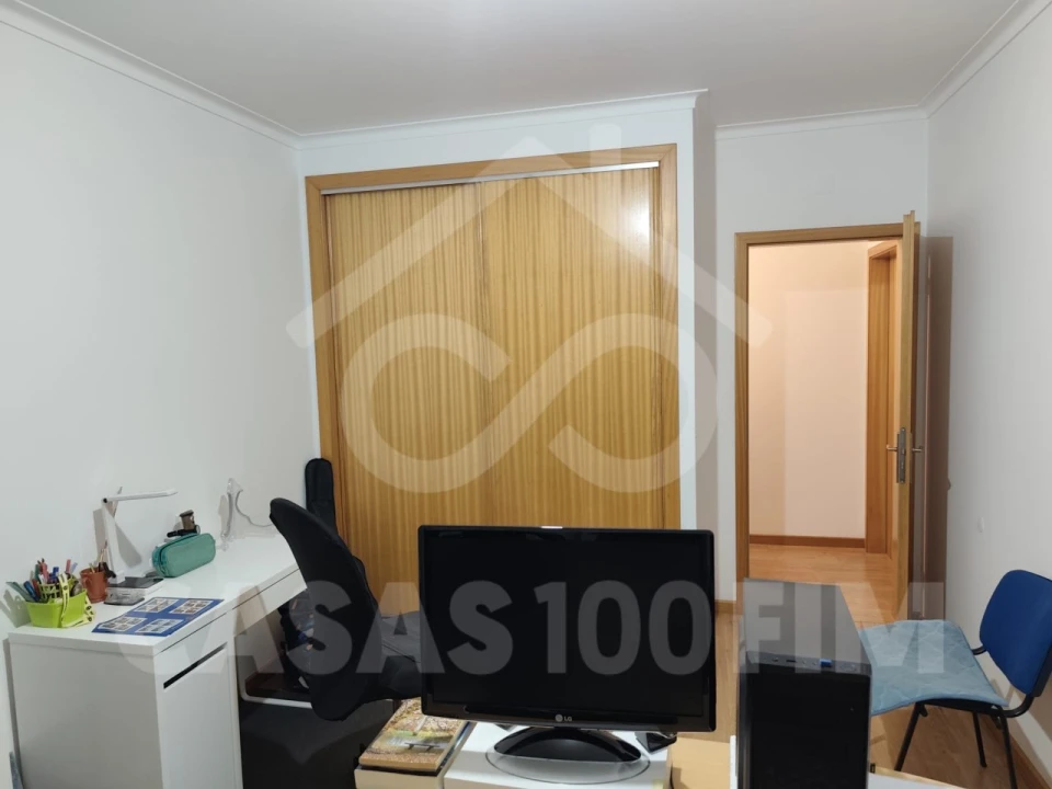 Apartamento T3 para Venda em Marinha Grande Foto 10
