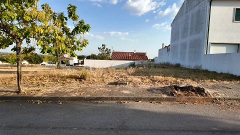 Terreno para Venda em Lardosa