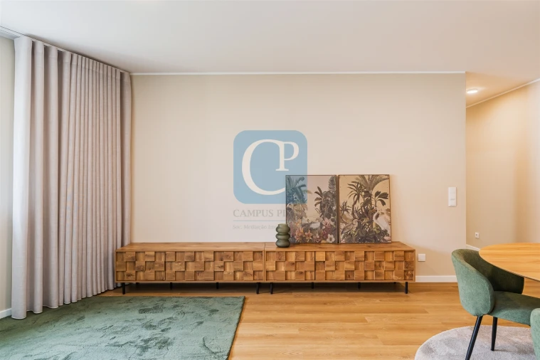 Apartamento T2 para Venda em Paranhos Foto 11