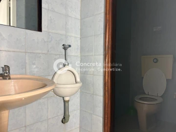 Loja para Arrendamento em Barcelos, V.Boa, V.Frescainha