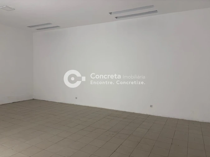 Loja para Arrendamento em Barcelos, V.Boa, V.Frescainha Foto 8