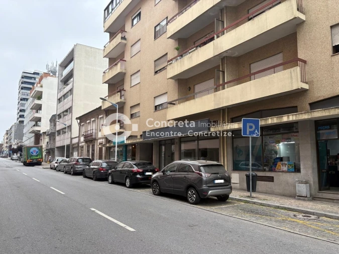 Loja para Arrendamento em Barcelos, V.Boa, V.Frescainha Foto 25