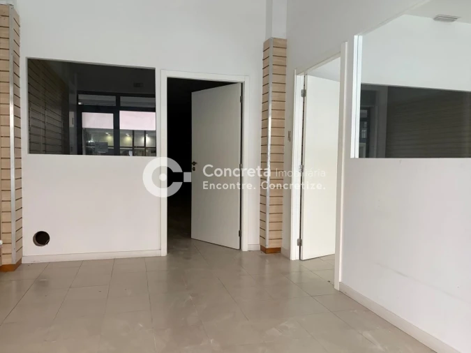 Loja para Arrendamento em Barcelos, V.Boa, V.Frescainha Foto 7