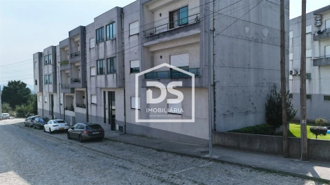 Apartamento T3 para Venda em Nespereira e Casais