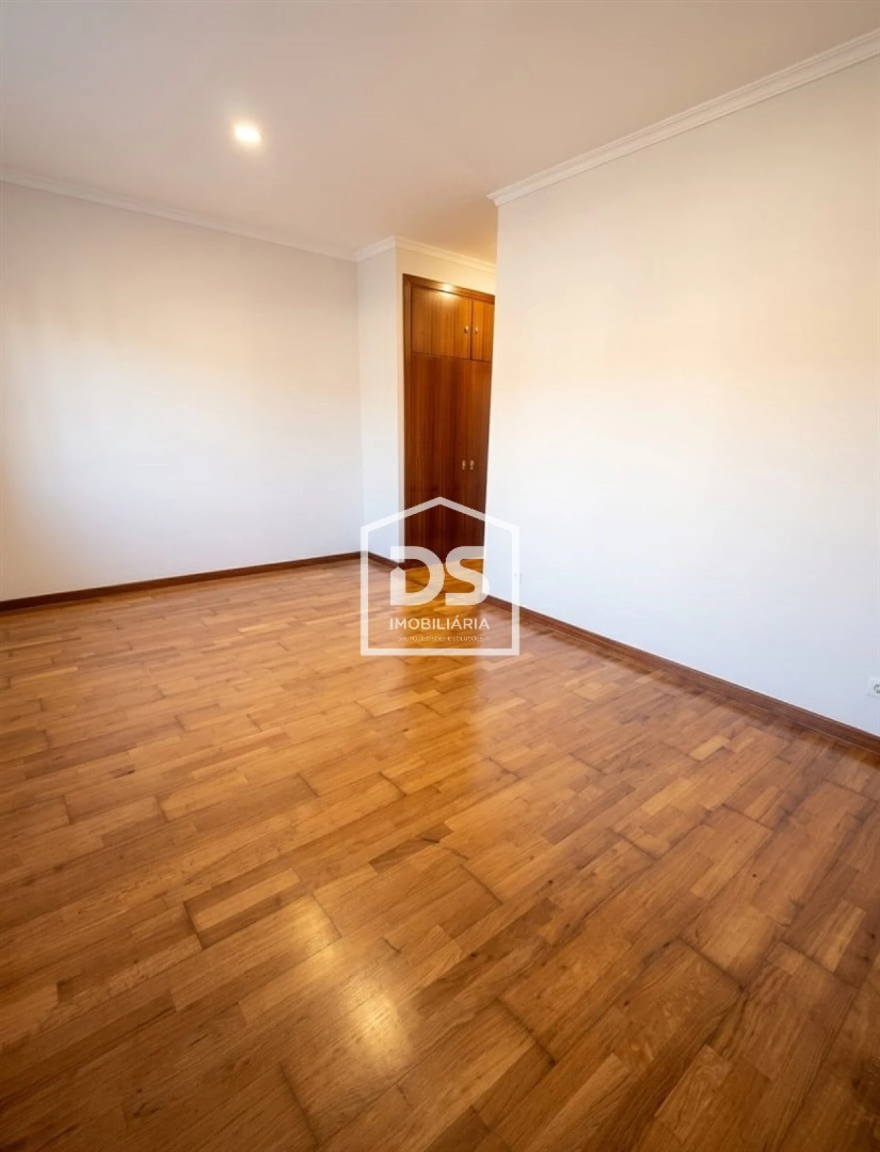 Apartamento T3 para Venda em Nespereira e Casais Foto 16