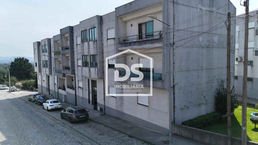 Apartamento T3 para Venda em Nespereira e Casais
