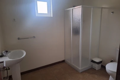 Moradia T3 para Venda em Santiago de Besteiros