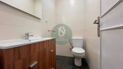 Apartamento T3 para Venda em Fânzeres e São Pedro da Cova