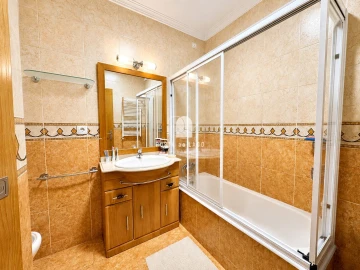 Apartamento T3 para Venda em Pedroso e Seixezelo