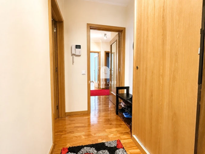 Apartamento T3 para Venda em Pedroso e Seixezelo Foto 2